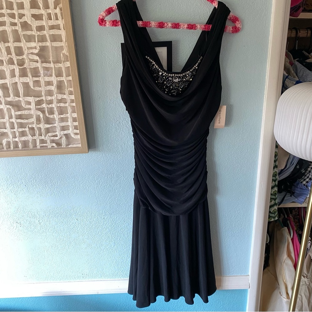 Black sequin diamond v back gown/ dress size 8 NWT